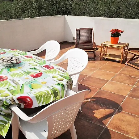팜스테이 Agriturismo Casa Ferrari *
