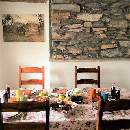 팜스테이 Agriturismo Casa Ferrari *